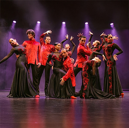 por que elegirnos triana productions 1